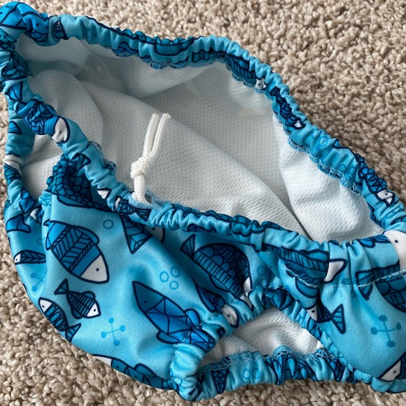 The Honest Company baby boy Blue Fish Reusable Swim Diaper Size L - Picture 3 of 5